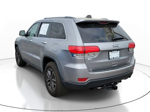 Used 2019 Jeep Grand Cherokee Limited image 4