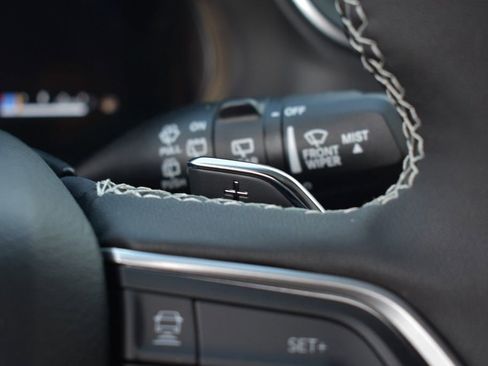 New 2025 Jeep Grand Cherokee Limited w/ Trailer Tow Package image 18