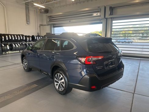 Used 2025 Subaru Outback Premium w/ Popular Package #1 image 3