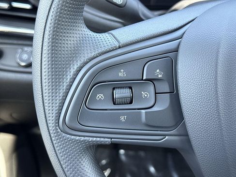 New 2026 Buick Envista Preferred FWD image 9