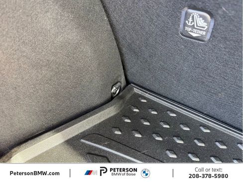Used 2019 Toyota C-HR LE FWD image 12