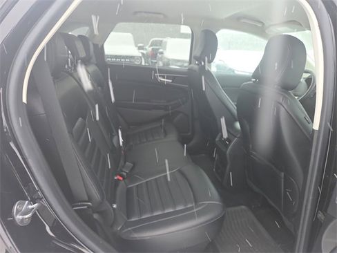 Certified 2023 Ford Edge SEL image 20