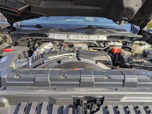 Used 2020 Chevrolet Silverado 2500 High Country w/ Z71 Off-Road Package image 44