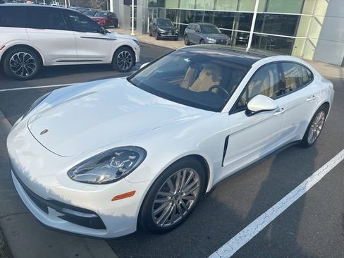 Used 2019 Porsche Panamera image 1
