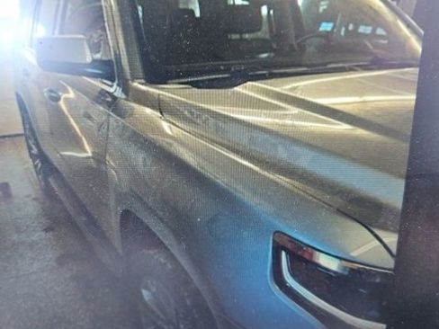 Used 2018 Chevrolet Tahoe LT image 3