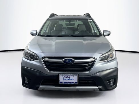 Used 2022 Subaru Outback Limited XT image 2