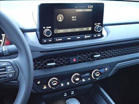 New 2025 Honda Accord SE image 12