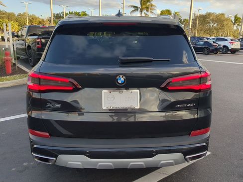 Used 2023 BMW X5 xDrive40i w/ Premium Package image 6