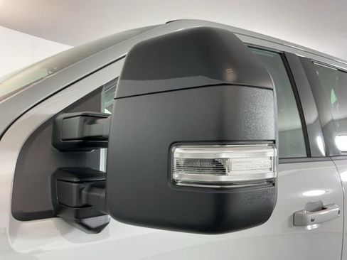 Used 2025 Ford F350 Lariat w/ Black Appearance Package image 13