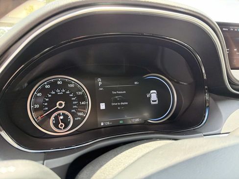 Used 2024 Genesis GV70 2.5T w/ Advanced Package AWD/4WD image 13