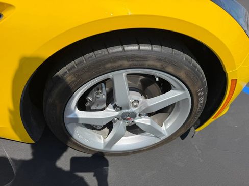 Used 2014 Chevrolet Corvette Stingray Coupe w/ 2LT Preferred Equipment Group RWD image 27