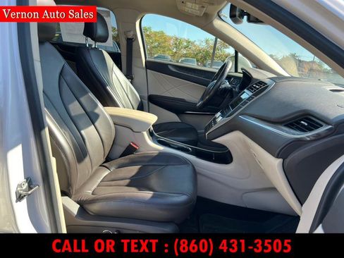 Used 2019 Lincoln MKC Reserve w/ MKC Climate Package image 15