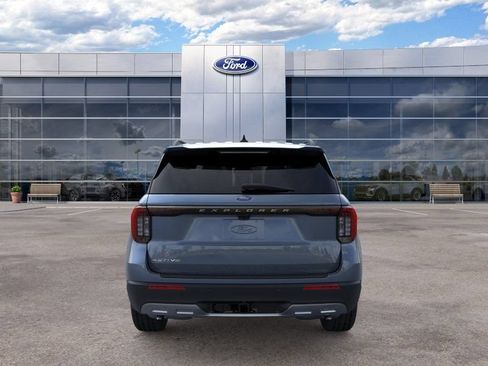 New 2026 Ford Explorer Active w/ Active Comfort Package RWD image 5