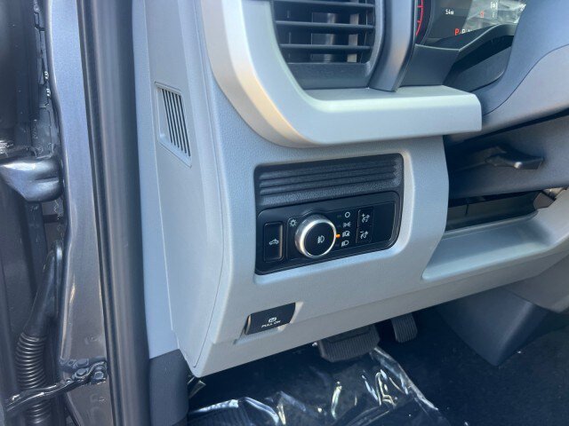 New 2026 Ford F250 XL w/ STX Appearance Package AWD/4WD image 9