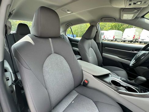 Used 2024 Toyota Camry LE FWD image 23
