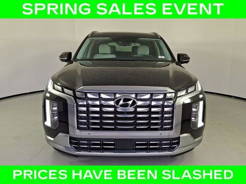 Used 2023 Hyundai Palisade Calligraphy w/ Cargo Package image 3