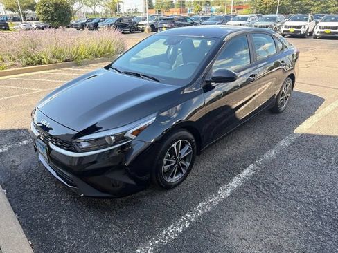 Certified 2024 Kia Forte LXS FWD image 1