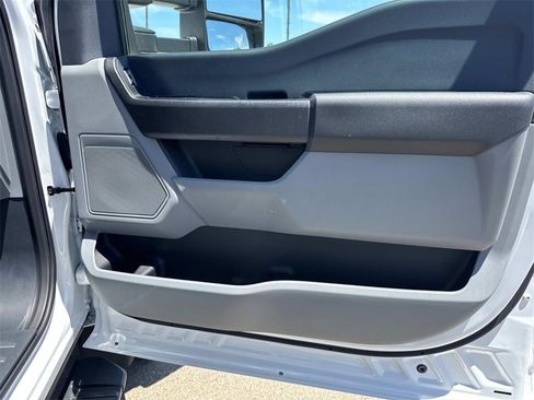 New 2024 Ford F450 XL w/ XL Chrome Package image 22