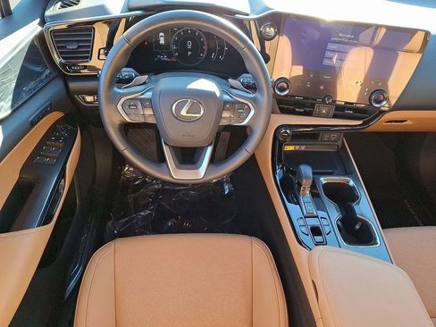 Used 2025 Lexus NX 350 AWD w/ Premium Package image 12