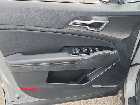 Used 2024 Kia Sportage X-Line w/ X-Line Premium Package image 12