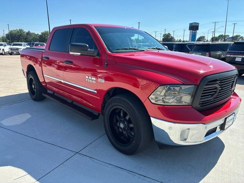 Used 2016 RAM 1500 Big Horn AWD/4WD image 9