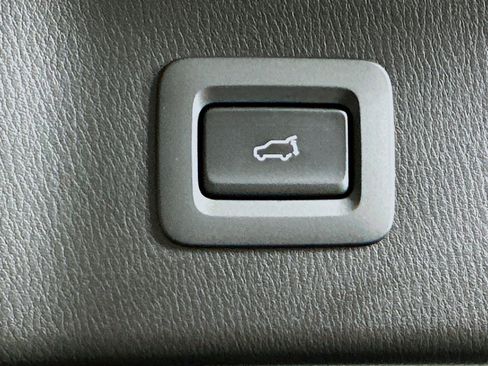 Used 2025 MAZDA CX-5 AWD 2.5 S w/ Preferred Package image 32