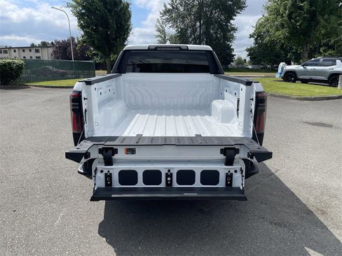 New 2026 GMC Sierra EV Elevation image 24