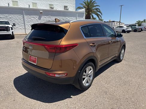 Used 2017 Kia Sportage LX w/ LX Popular Package FWD image 5