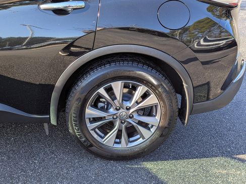 Used 2017 Nissan Murano SV image 26