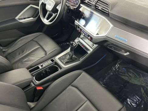 Used 2022 Audi Q3 2.0T Premium Plus w/ Premium Plus Package image 15