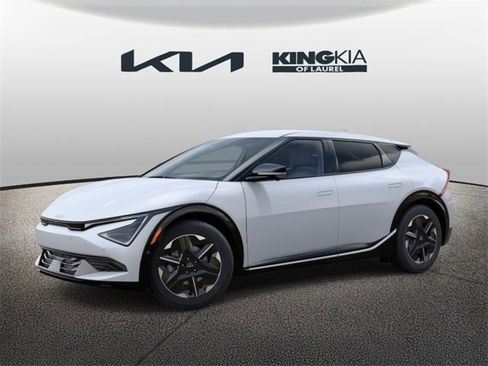 New 2025 Kia EV6 Wind image 3