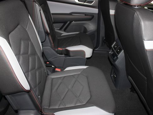 New 2026 Volkswagen Atlas Peak Edition AWD/4WD image 31