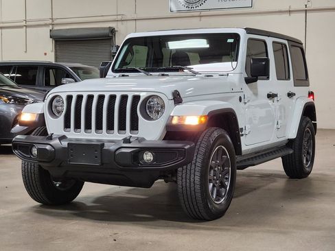 Used 2021 Jeep Wrangler Unlimited Sport image 4