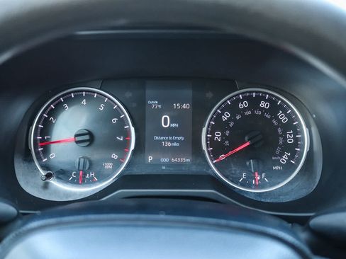 Used 2020 Toyota RAV4 LE FWD image 23