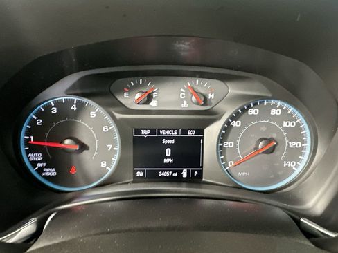 Used 2018 Chevrolet Equinox LT FWD image 14