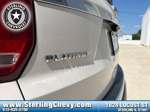 Used 2018 Ford Explorer Platinum AWD/4WD image 35