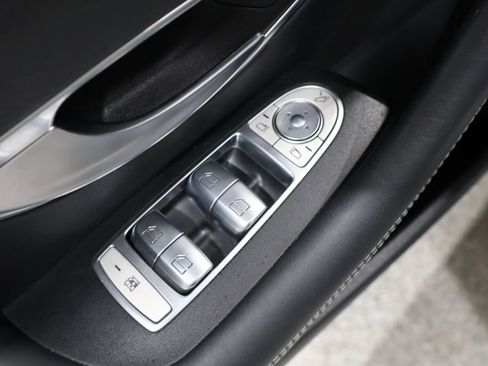 Used 2018 Mercedes-Benz E 400 4MATIC Cabriolet image 20
