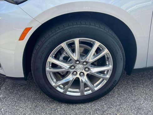 Used 2022 Buick Enclave Premium w/ Experience Buick Package image 7