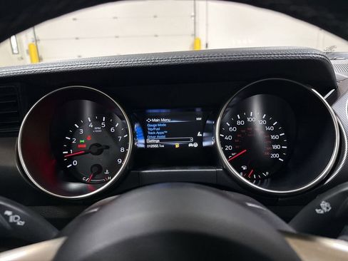 Used 2019 Ford Mustang Shelby GT350 w/ Technology Package image 12