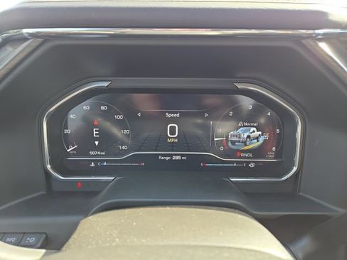 Used 2024 GMC Sierra 2500 Denali Ultimate image 16