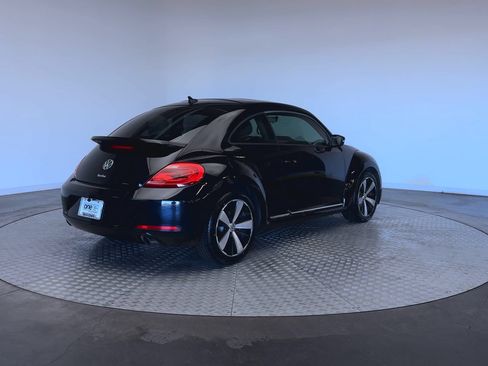 Used 2013 Volkswagen Beetle 2.0T FWD image 8
