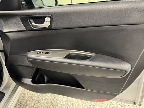 Used 2020 Kia Optima LX image 14