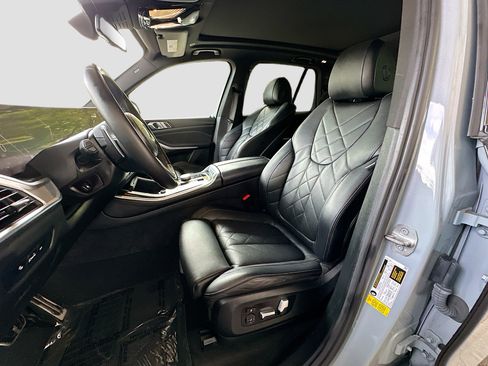 Certified 2024 BMW X5 sDrive40i w/ M Sport Package image 21