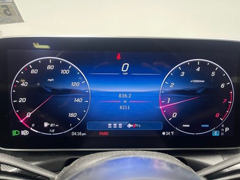 Used 2025 Mercedes-Benz C 300 4MATIC Sedan image 32