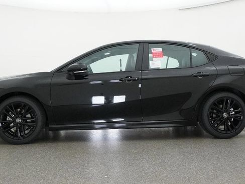 New 2026 Toyota Camry SE FWD image 14