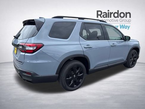 Used 2026 Honda Pilot Black Edition image 7