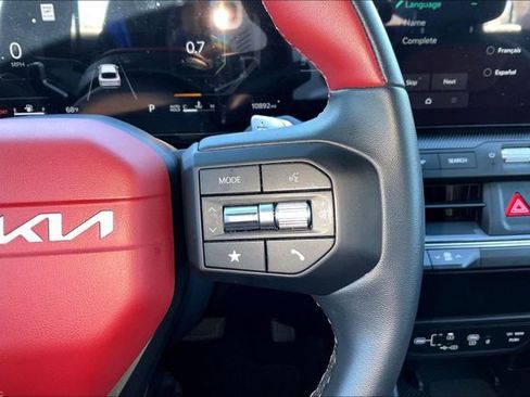 Used 2025 Kia K4 GT-Line w/ GT-Line Premium Package image 21