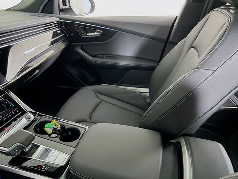 New 2026 Audi Q8 Premium Plus image 23