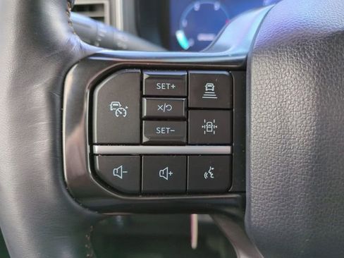 Used 2024 Ford F250 Platinum w/ FX4 Off-Road Package image 26