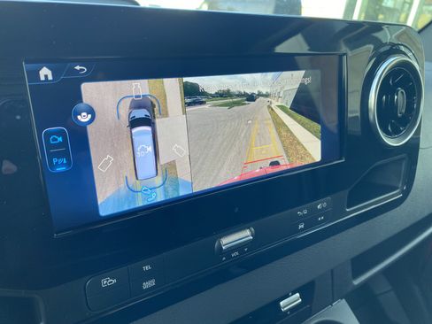 New 2026 Mercedes-Benz Sprinter 2500 image 14